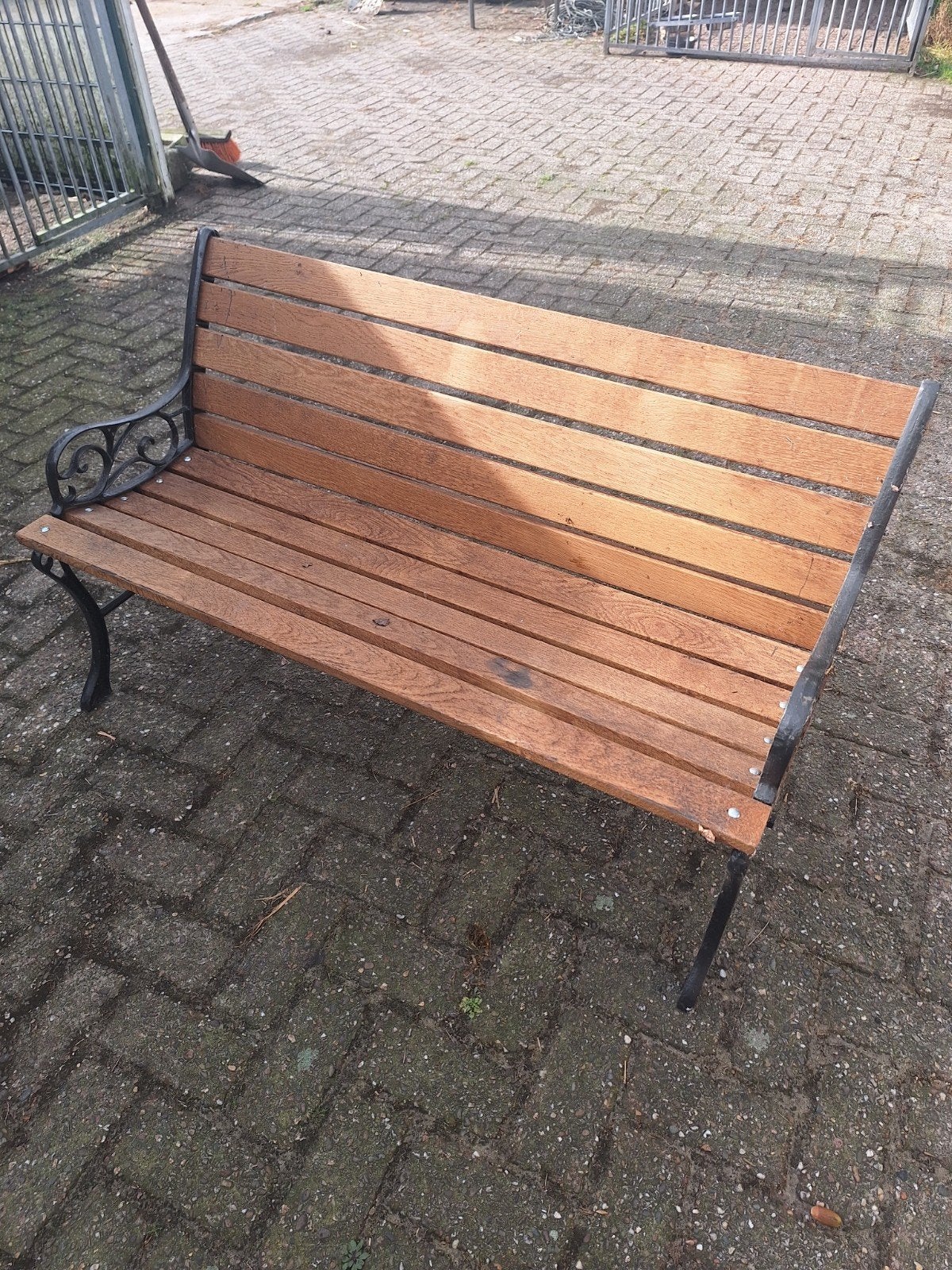 gietijzeren tuinbank., Tuin en Terras, Ophalen