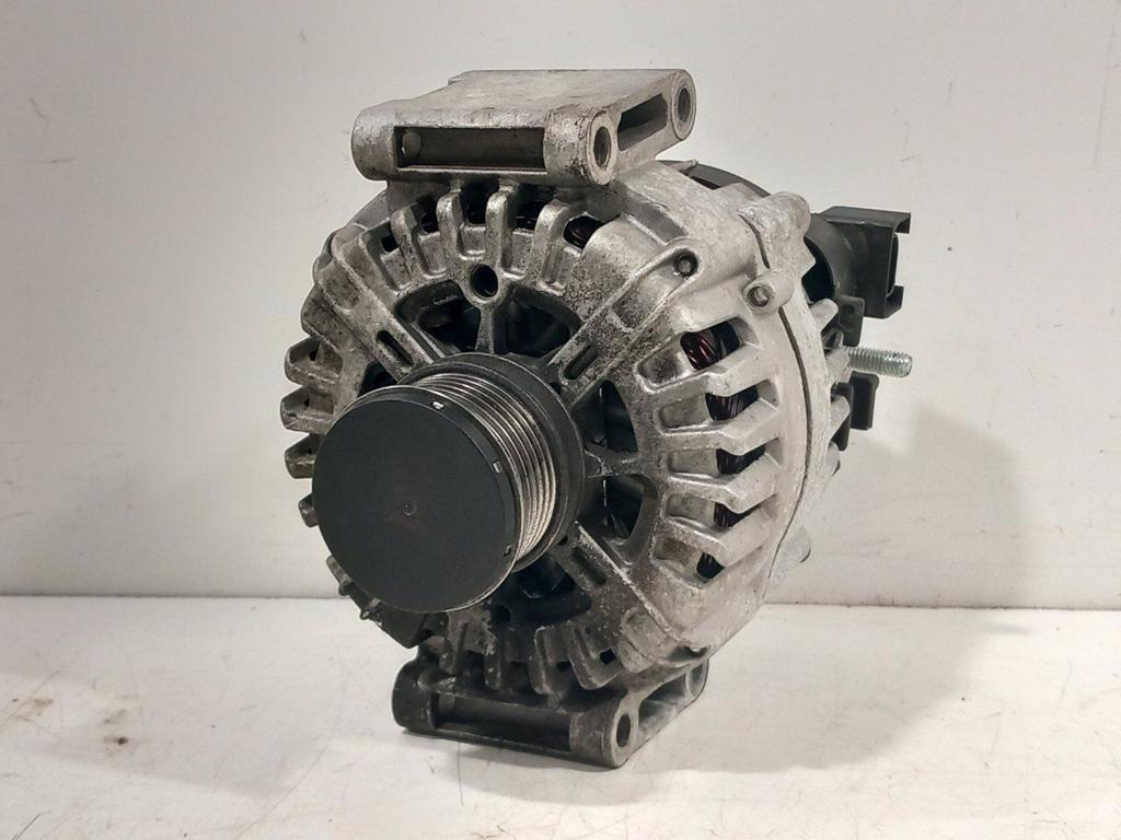 Dynamo Mercedes-Benz C-Klasse, Onderdelen@venauto.nl, Van der Ven Autorecycling B.V., Gebruikt, Ettenseweg 76, 4706 PB Roosendaal, The Netherlands