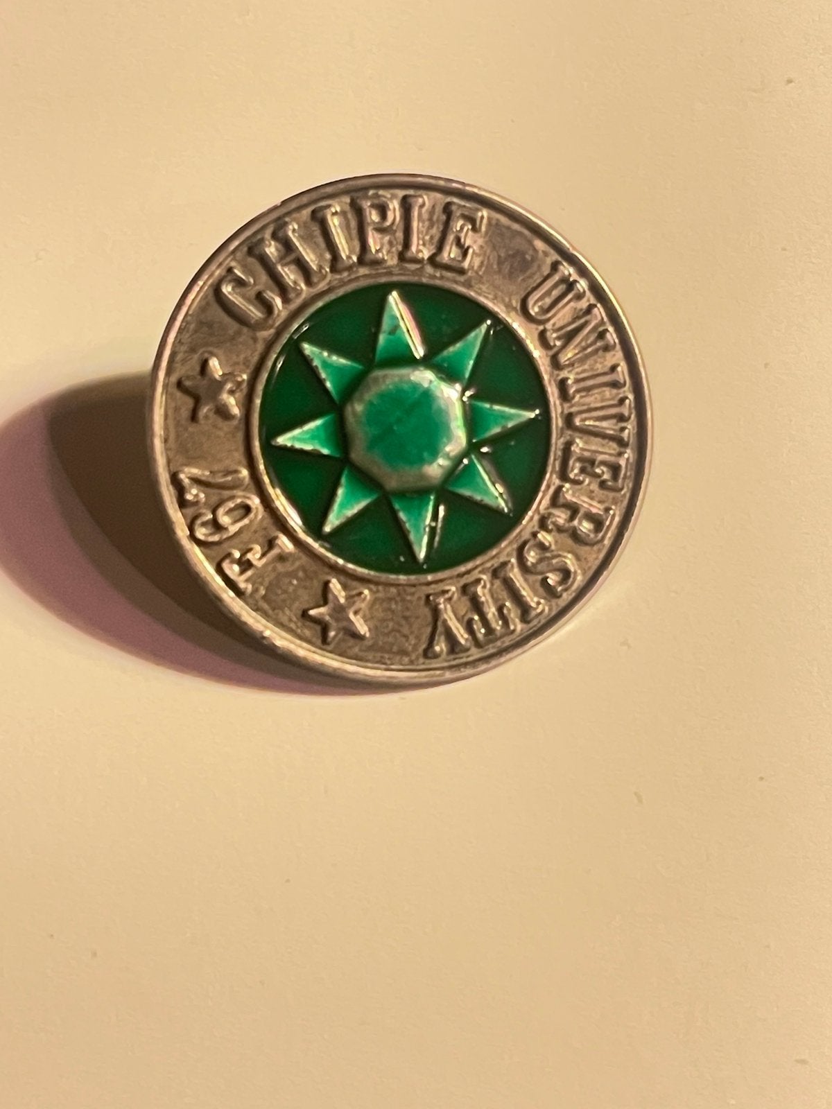 Vintage Chipie pin jaren 80 /90  nieuwstaat, Verzenden, Zo goed als nieuw