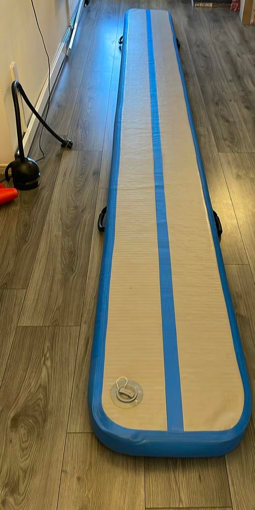 Airtrack + pomp  airtrack 5M lang, Gebruikt, Overige kleuren, Materiaal, Kindermaat 122 t/m 140