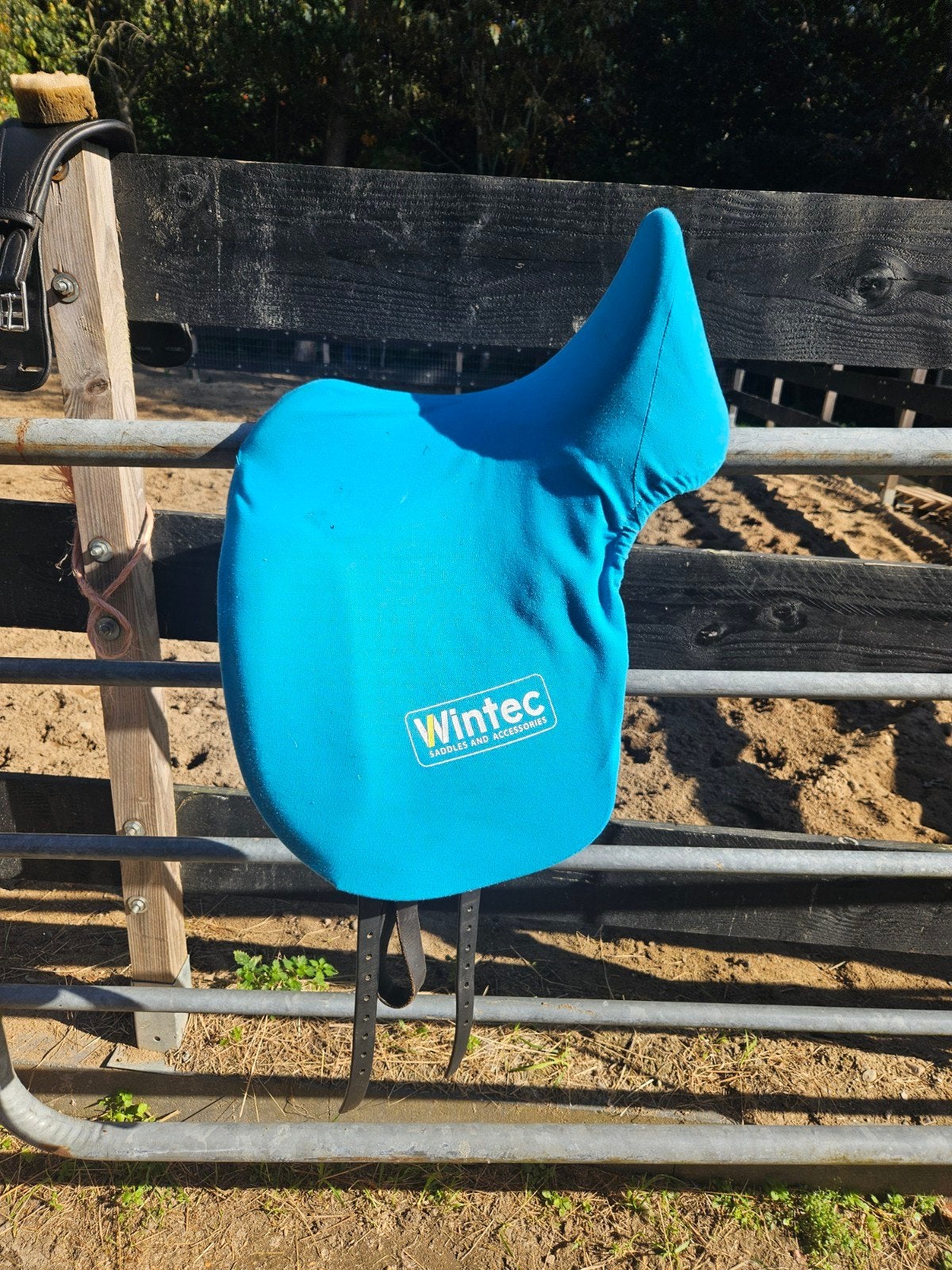Wintec 500 hart 16.5 inch dressuur, Ophalen, Gebruikt, Dressuur, Wijd