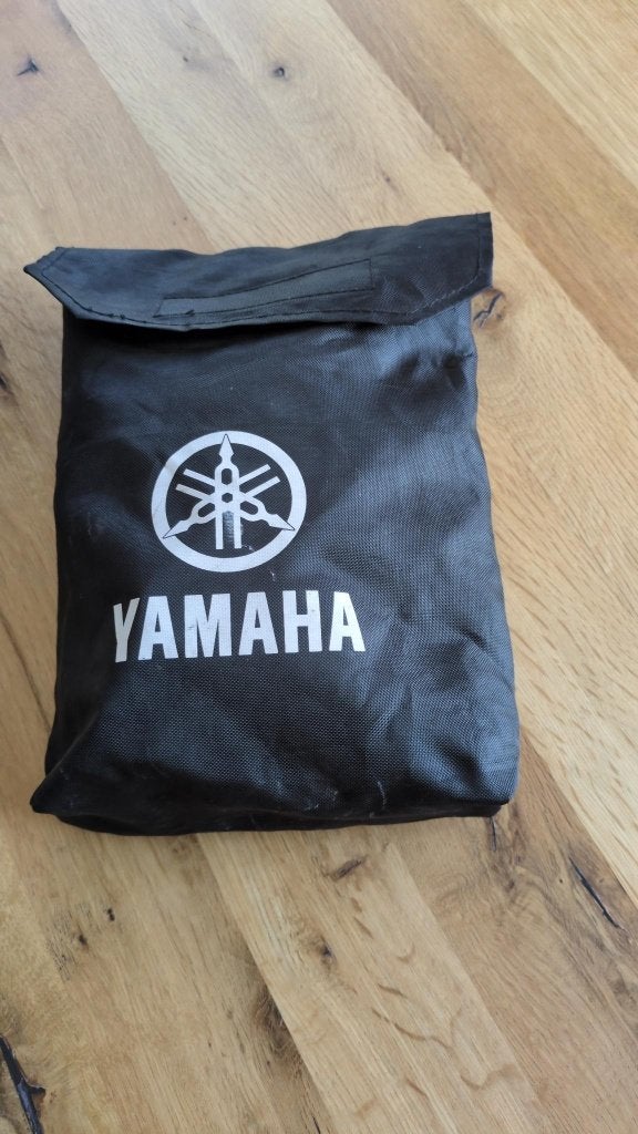Yamaha YEC-8 acculader, 12 V, Ophalen, Zo goed als nieuw