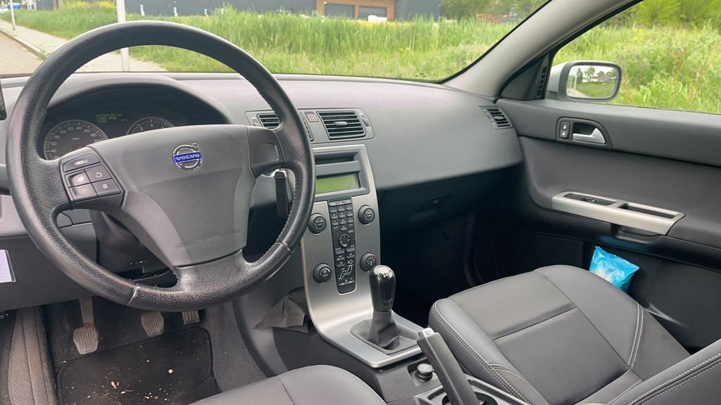 Volvo V50 1.8 Momentum 125pk 2e eigenaar Clima Cruise Histor, Voorwielaandrijving, Metallic lak, 4 cilinders, Grijs