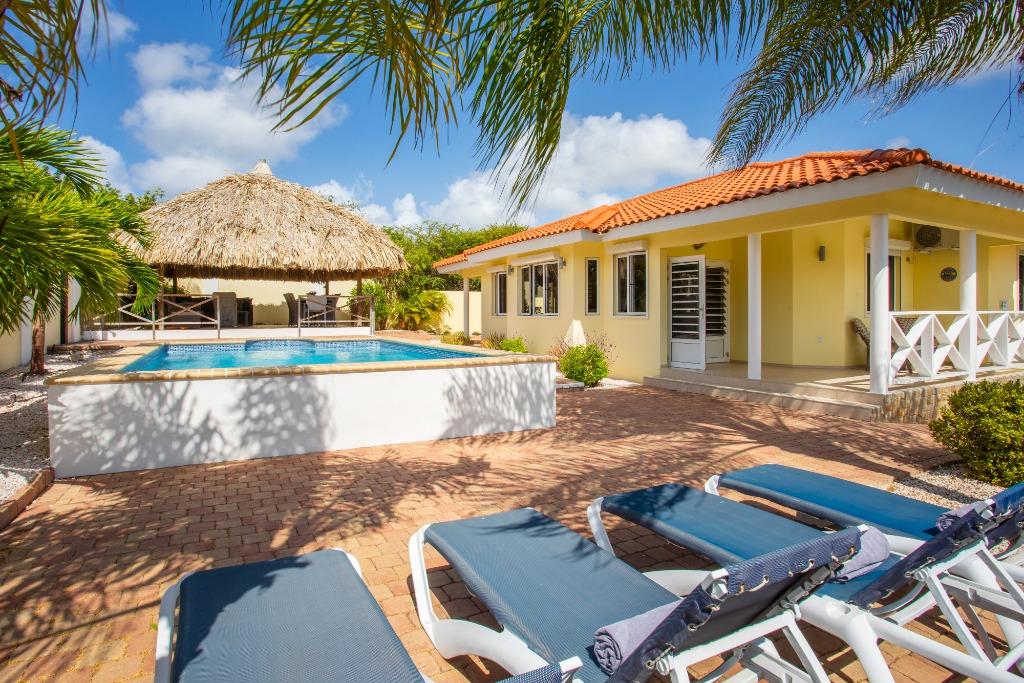 Te huur mooie villa op Curacao!, Wasmachine, Curaçao, Stad, Eigenaar