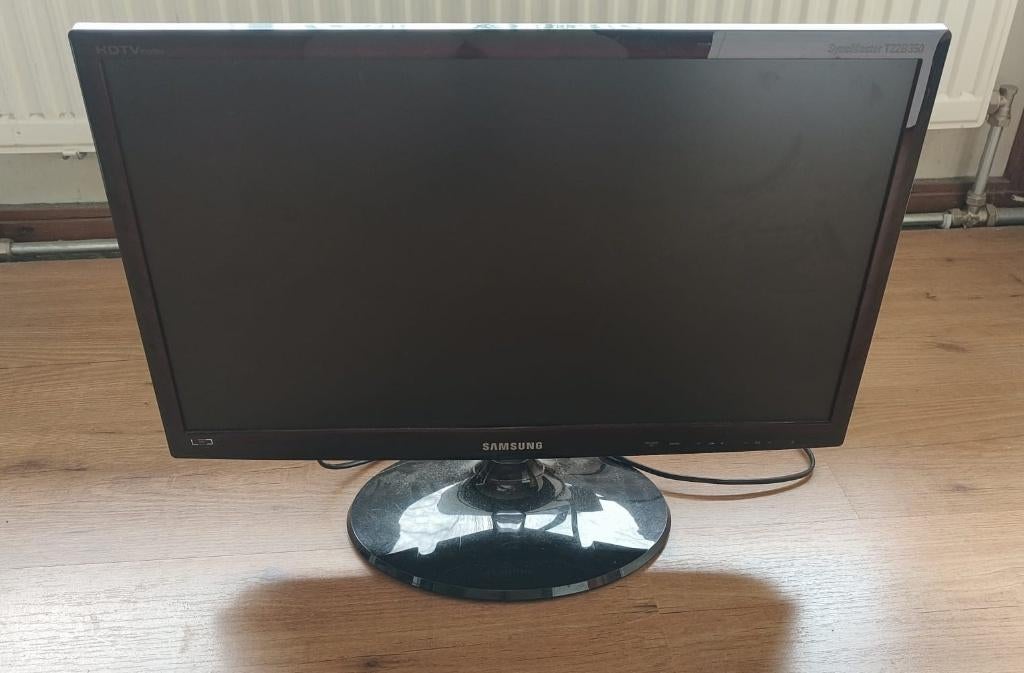 Samsung 22" monitor met HDMI T22B350ND, Computers en Software, Monitoren, Gebruikt, 60 Hz of minder, HDMI, VGA, Gaming, Ingebouwde speakers