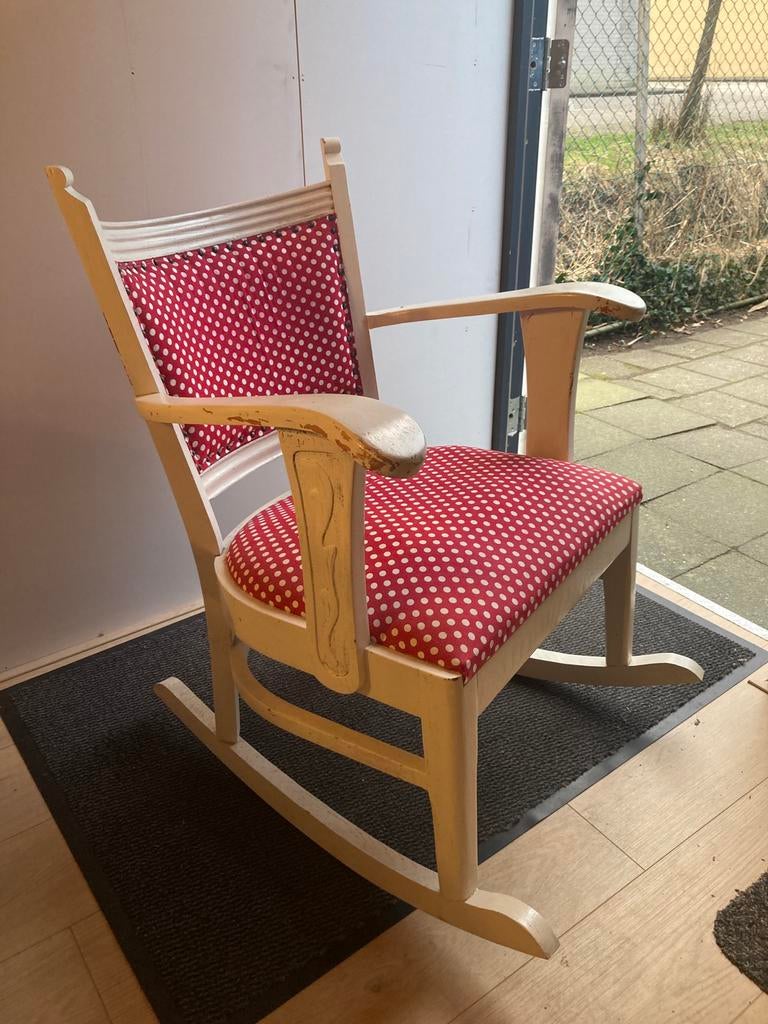 Schommelstoel. Doe een leuk bod, Ophalen