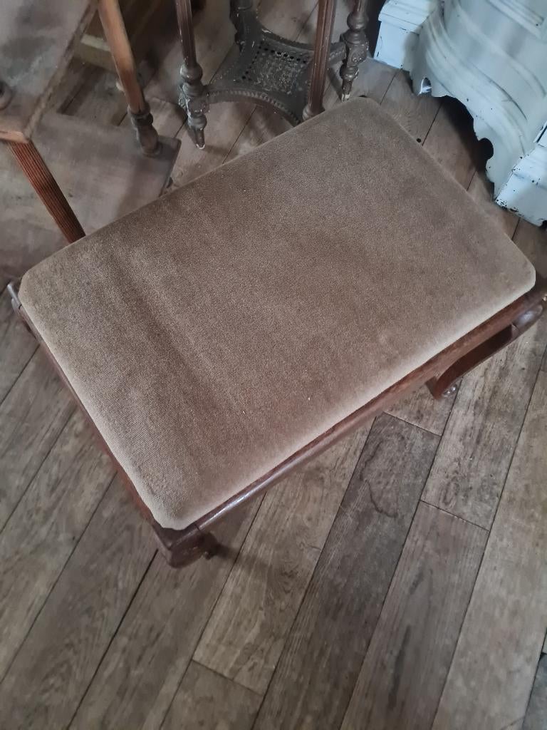 Vintage voetenbankje Queen Ann, Heikant 21 Kaatsheuvel, Minder dan 50 cm, Belle Vieille Brocante, Minder dan 50 cm