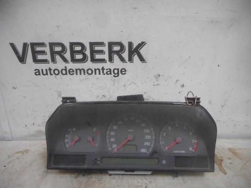 Cockpit Volvo V70 (GW/LW/LZ) (1995-12/2000-03) 9451530, Auto-onderdelen, Interieur en Bekleding, Gebruikt, Siegburger Straße 229, Köln 50679, , Duitsland