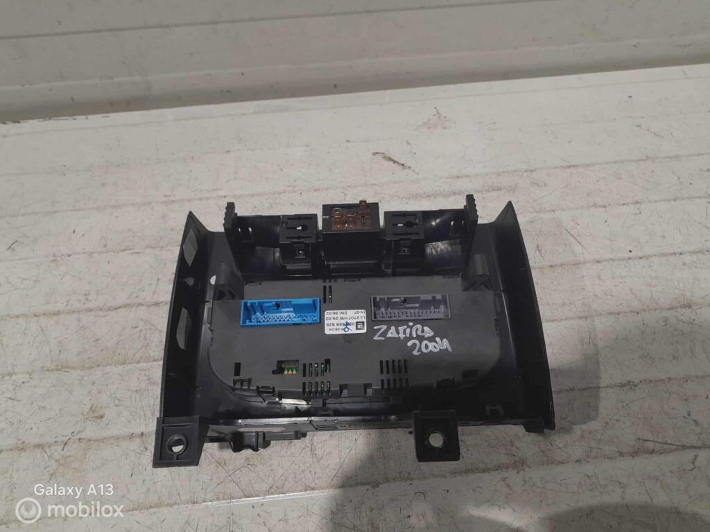 Climatecontroldisplay Opel Zafira 24459929, Auto-onderdelen, Dashboard en Schakelaars, Gebruikt, Ophalen of Verzenden