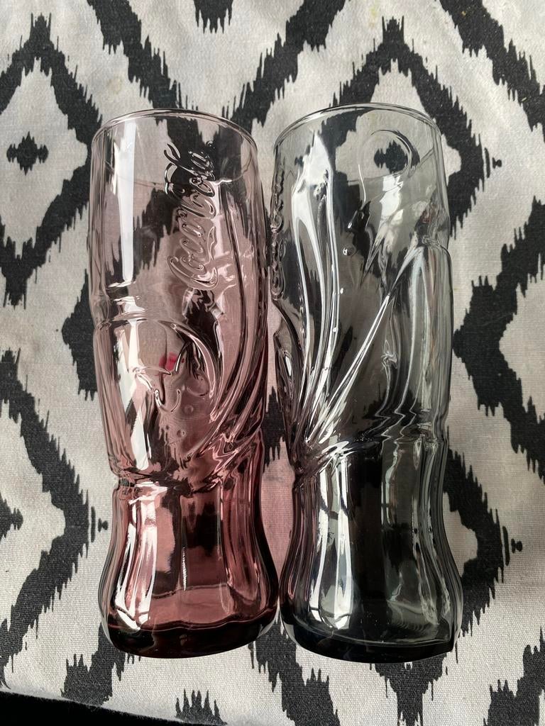 1 Coca Cola Glas McDonald's - Zwart, Huis en Inrichting, Keuken | Servies, Ophalen, Glas of Glazen, Gebruikt, Glas