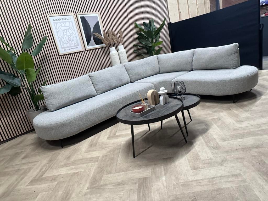 ZGAN SEVN Danique Organische Hoekbank - Grijs - 315 x 230, Huis en Inrichting, -, 300 cm of meer, Ophalen of Verzenden, Zo goed als nieuw
