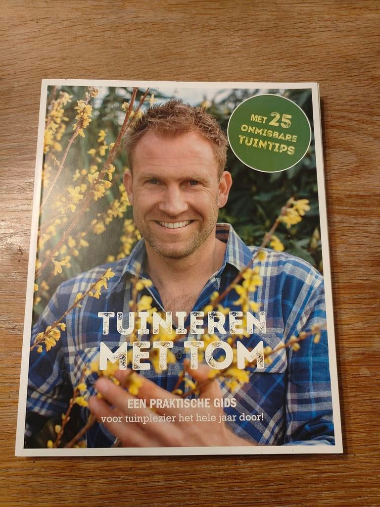 Nieuw Tom Groot - Tuinieren met Tom!, Boeken, Wonen en Tuinieren, Nieuw, Moestuin, Ophalen of Verzenden