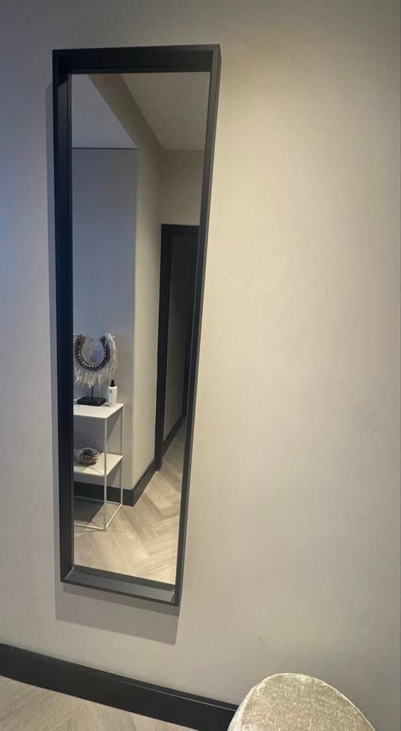 Nissedal ikea spiegel, Huis en Inrichting, Woonaccessoires | Spiegels, Ophalen, Minder dan 50 cm, Zo goed als nieuw, 150 tot 200 cm