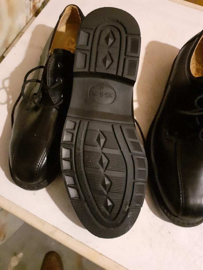 werkschoenen, Ophalen