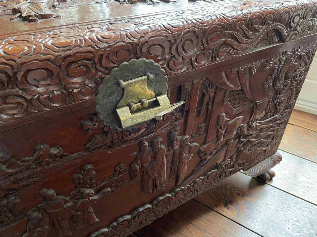 Indonesische dekenkist met houtsnijwerk, Antiek en Kunst, Ophalen