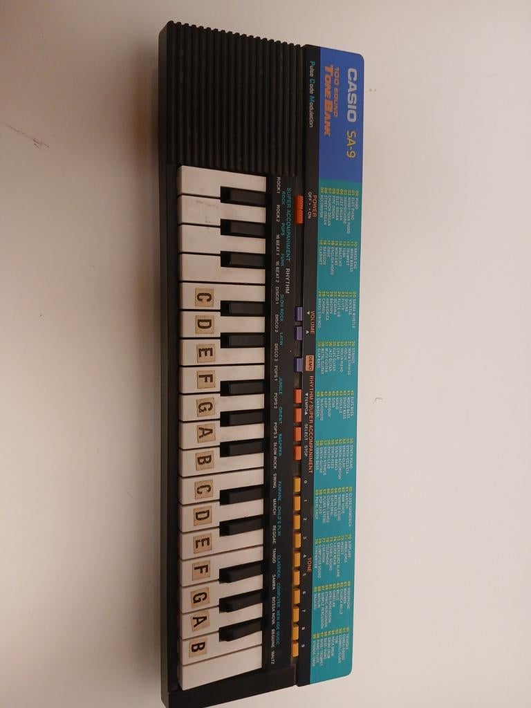 Casio SA-9 tonebank 100 sounds keyboard, Muziek en Instrumenten, Keyboards, Ophalen of Verzenden, Gebruikt, 61 toetsen, Casio