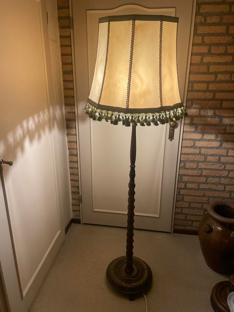Staande lampen vintage vloerlampen barok queen ann retro, Huis en Inrichting, Lampen | Vloerlampen, Zo goed als nieuw, 150 tot 200 cm