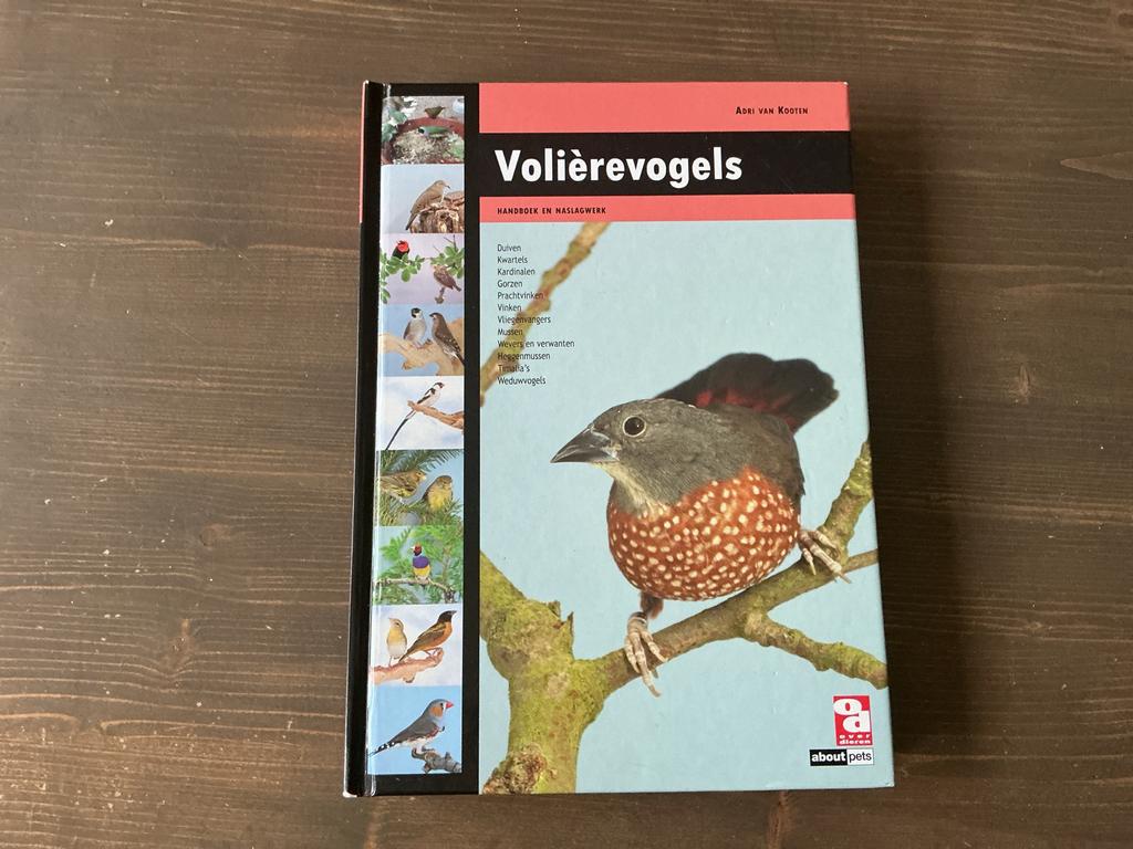 Adri van Kooten - Volièrevogels, Boeken, Ophalen, Zo goed als nieuw, Vogels, Adri van Kooten