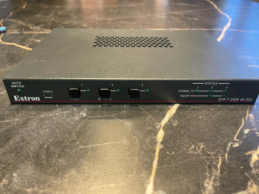 Extron DTP T DSW 4K 233 - Videomatrix Switcher, Ophalen, Gebruikt, Video