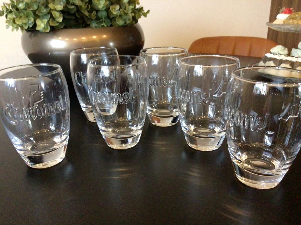 6 originele chocomel glazen, Verzamelen, Glas en Borrelglaasjes, Ophalen of Verzenden