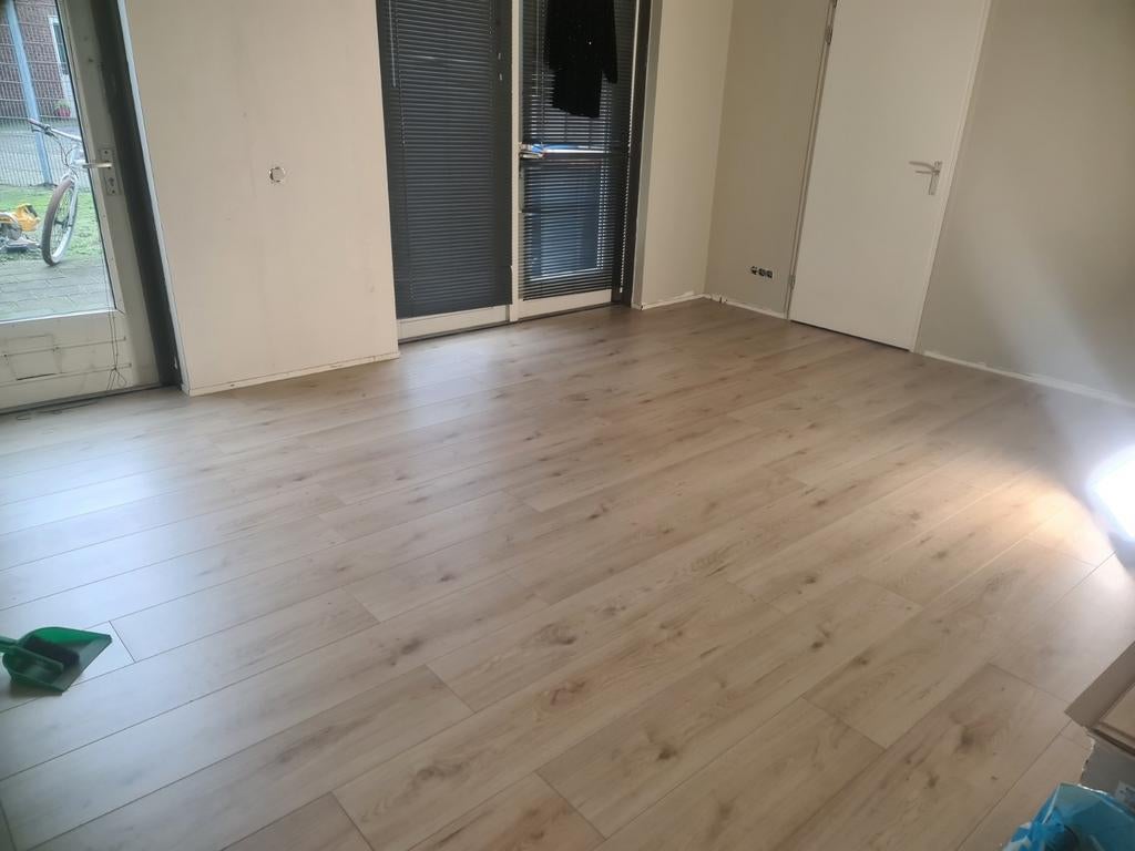 “Professioneel pvc/laminaat leggen – Snel en Netjes!”, Overige materialen, 30 cm of meer, 50 tot 150 cm, Zo goed als nieuw