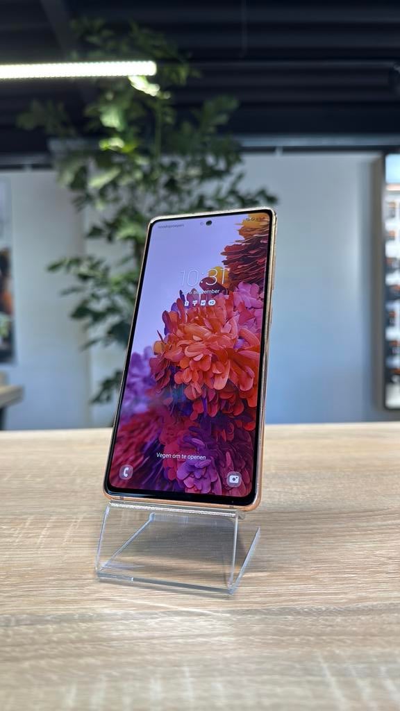 Samsung Galaxy S20 FE 5G 128GB Oranje incl. 2 jaar garantie, Touchscreen, Ophalen of Verzenden, Anjelierstraat 2, Zonder simlock