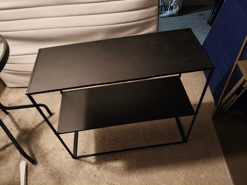 Zwarte metalen kastje, Ophalen, 25 tot 50 cm, Rechthoekig, 50 tot 100 cm