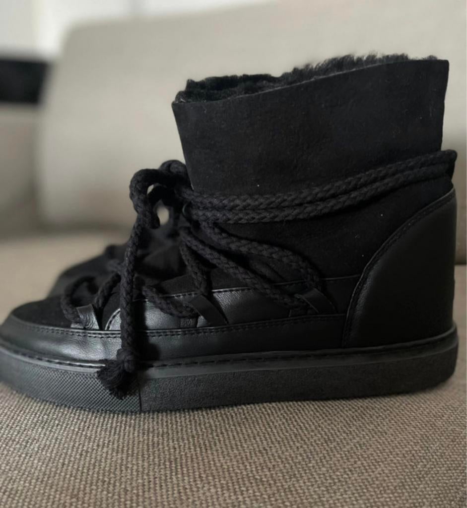 Inuiiki snowboots, Ophalen of Verzenden, Zo goed als nieuw, Zwart, Snowboots