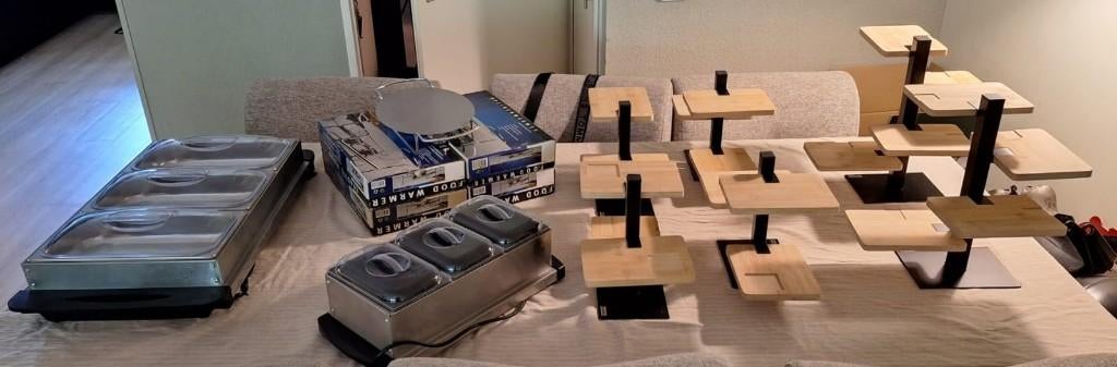 Warmhoudbakken, etageres en warmhoudplaten te huur, Hobby en Vrije tijd, Feestartikelen | Verhuur, Zo goed als nieuw, Verjaardag