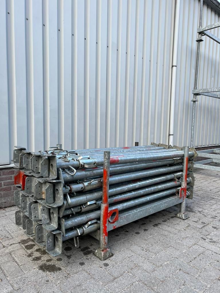 Schroefstempels zwaar VERHUUR, Doe-het-zelf en Verbouw, Steigers, Ophalen of Verzenden, Zo goed als nieuw