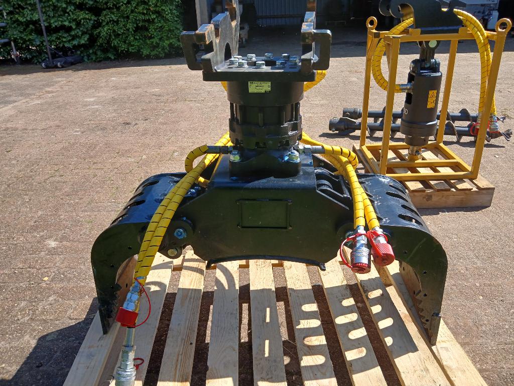 Sorteergrijper CW05 en hydraulische grondboor CW05, Ophalen