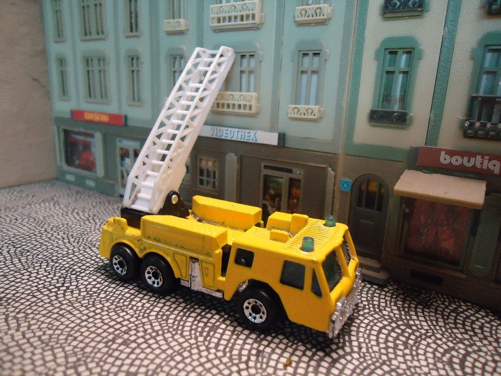 Oshkosh Ladderwagen MB134-MB313 1988-1990 Nera Mint, Ophalen of Verzenden, Zo goed als nieuw, Auto
