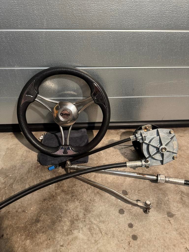 SeaStar NFB Stuursysteem + Allpa Stuurwiel – Complete Set!, Watersport en Boten, Ophalen, Gebruikt, Motor en Techniek, Motorboot