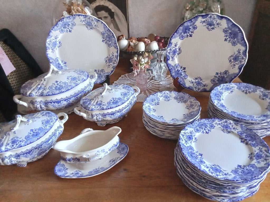 servies B.F.K. DORDRECHT 12 persoons eetservies, Antiek en Kunst, Antiek | Servies compleet, Ophalen