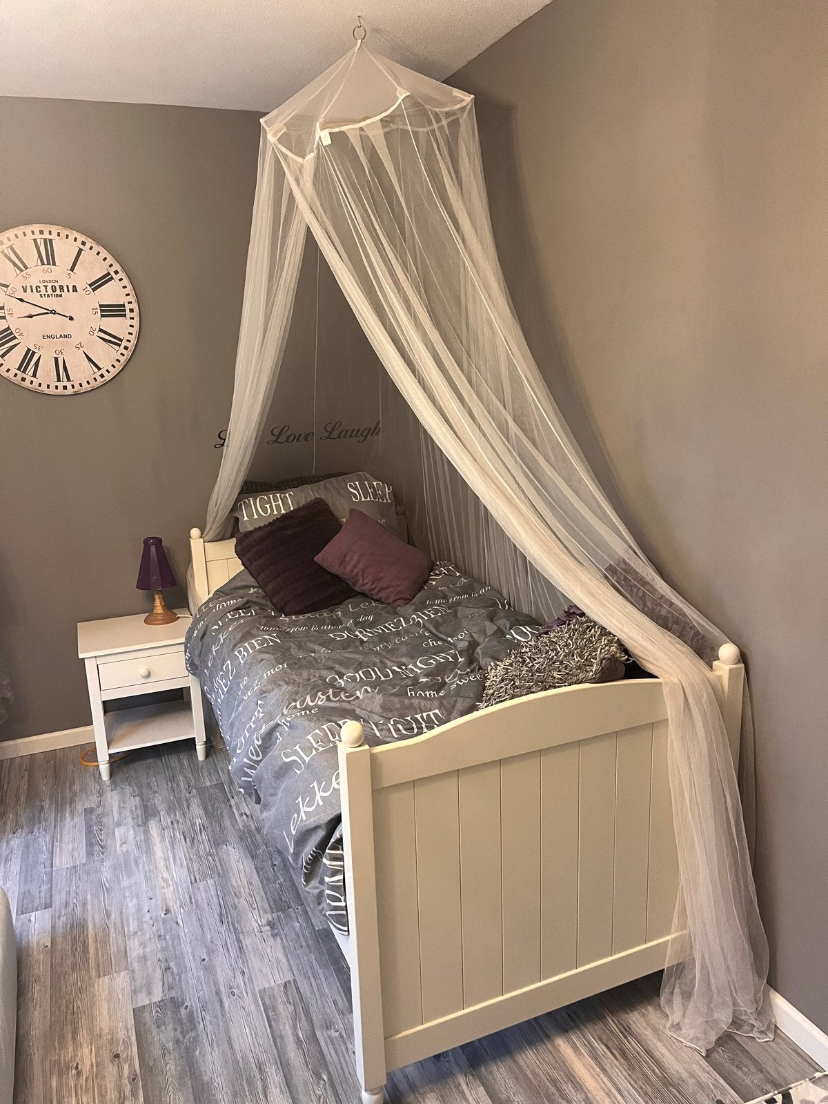 Eenpersoonsbed met nachtkastje, Huis en Inrichting, Ophalen, 90 cm, Eenpersoons, Wit