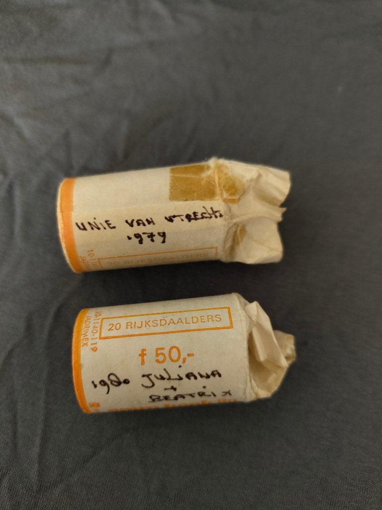 Twee rollen rijksdaalders, Postzegels en Munten, Ophalen of Verzenden, Koningin Juliana, 2½ gulden, Setje