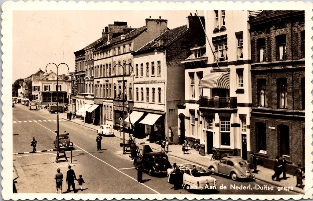 Vaals - 12 oude ansichtkaarten III, Verzamelen, Verzenden, 1940 tot 1960, Gelopen, Limburg