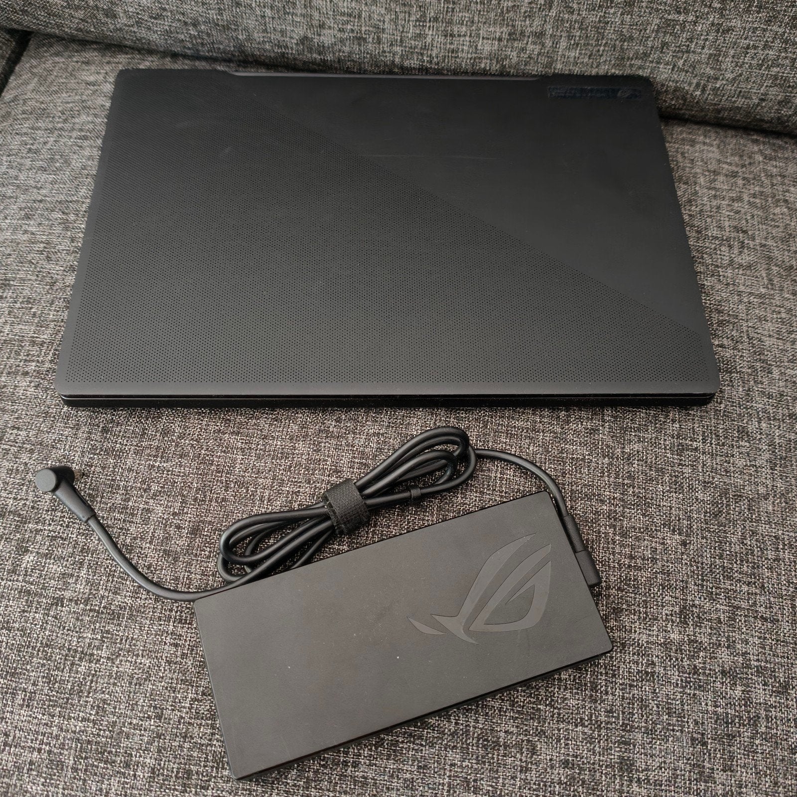 ASUS ROG Zephyrus M16 Gaming Laptop i9-13900H RTX 4090