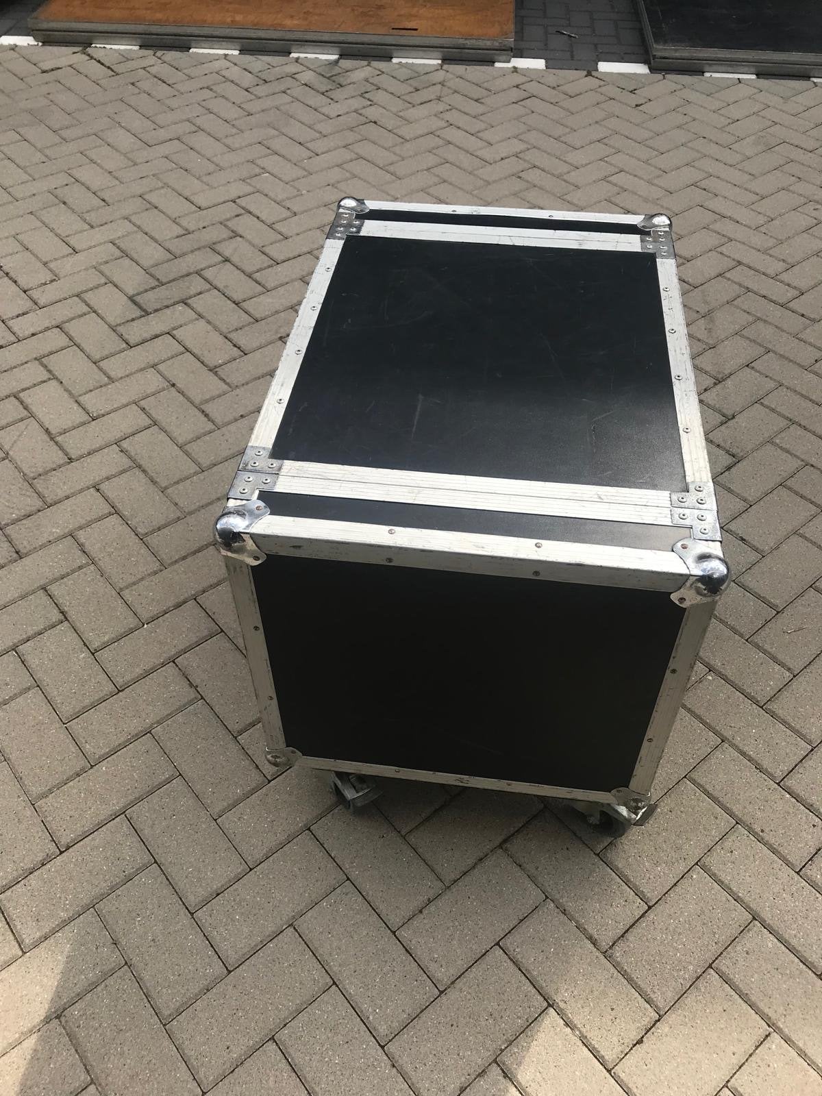 Versterker case / grote case op wielen, Ophalen, Gebruikt, Overige instrumenten, Flightcase