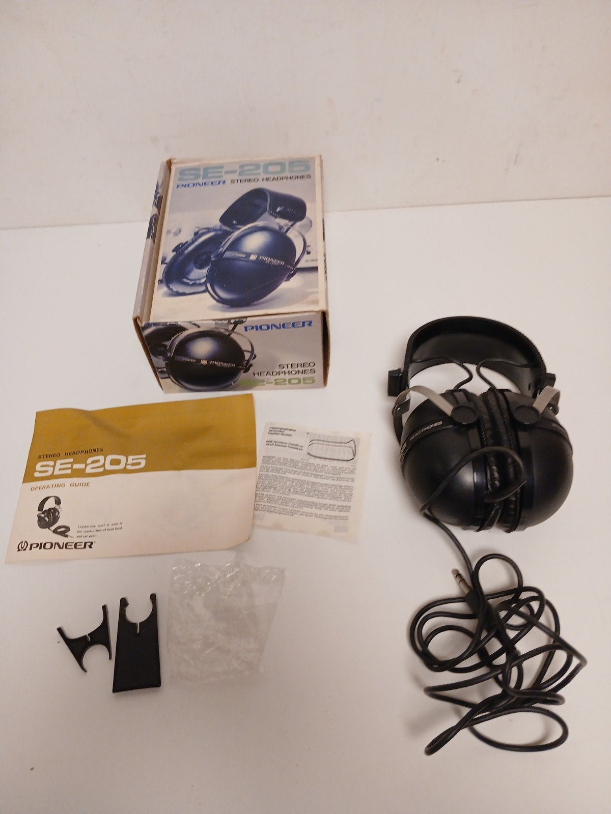 vintage pioneer SE-205 hoofdtelefoon met manual en doos