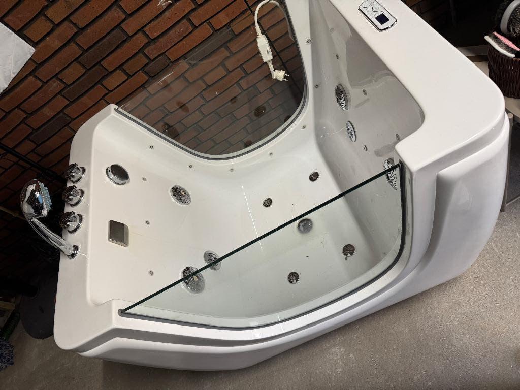 Baby spa / baby hydrotherapie badkuip baby floating, Tuin en Terras, Ophalen, Zo goed als nieuw, Vast