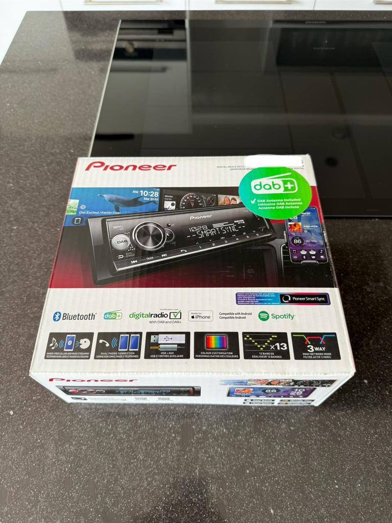 Pioneer MVH-330DAB Autoradio NIEUW!, Ophalen of Verzenden, Zo goed als nieuw