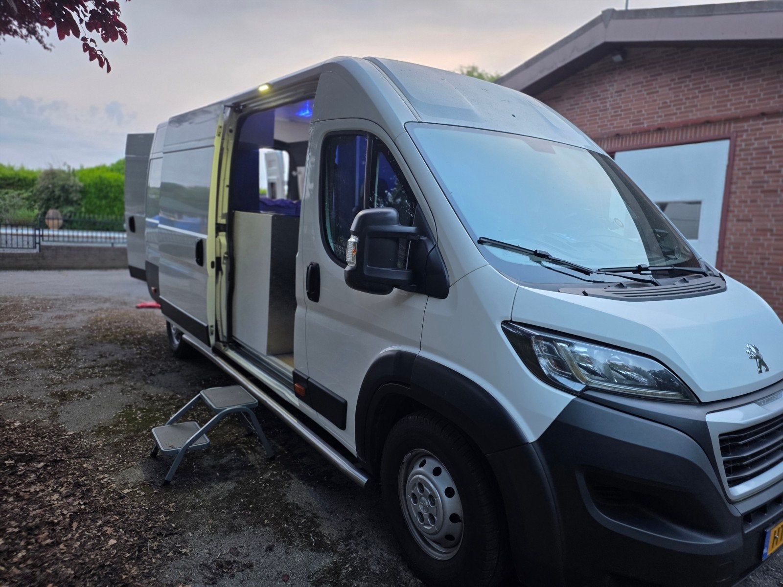 Caravans And Camping Peugeot