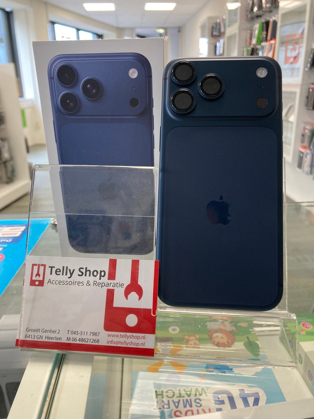Apple iphone 17 pro max 256 gb 26 laadcellen!!, Ophalen, Zo goed als nieuw