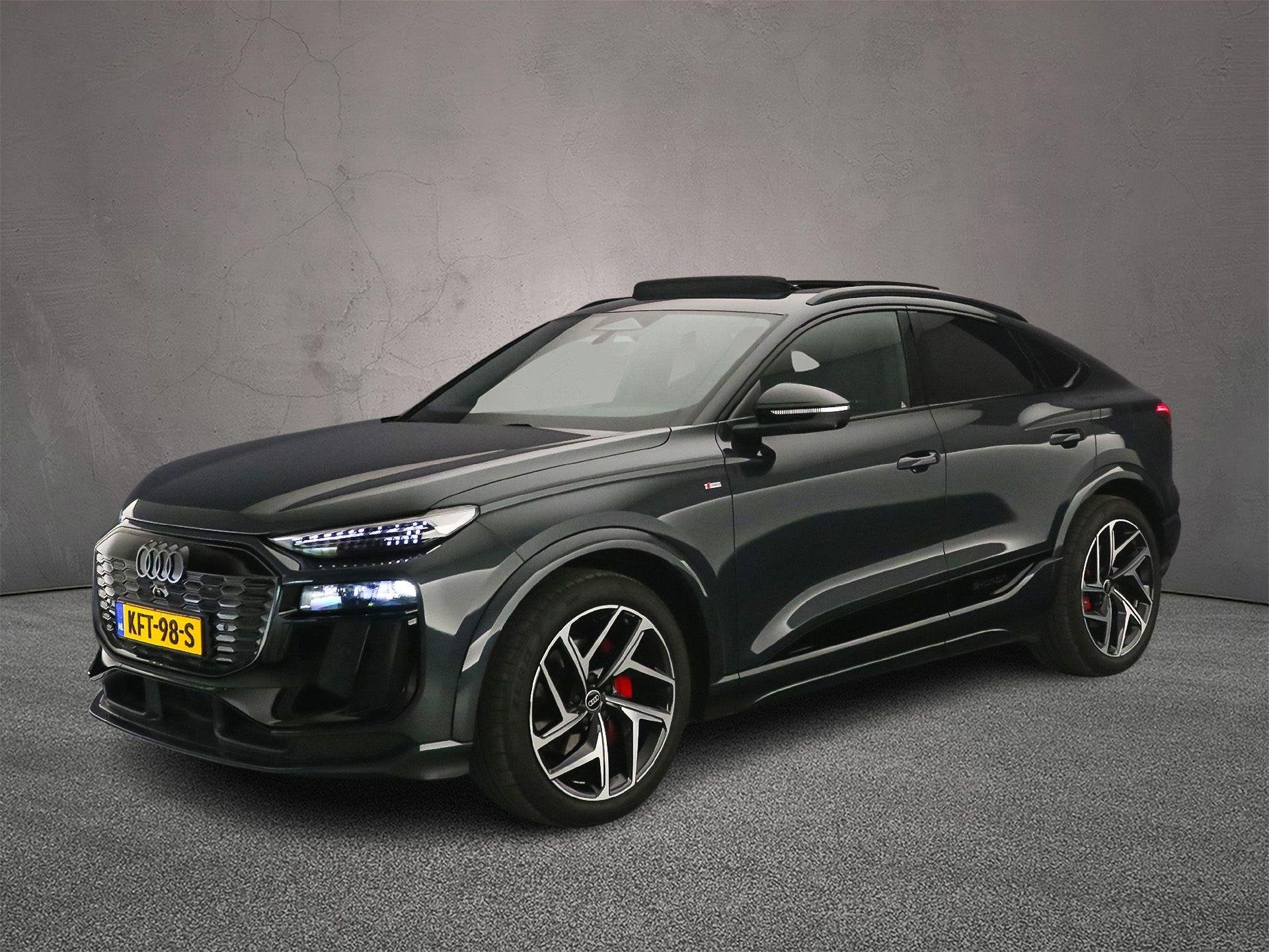 Audi Q6 Sportback e-tron S edition quattro 100 kWh | Trekhaa, Gebruikt, 23 min, SUV of Terreinwagen, Parkeerassistent