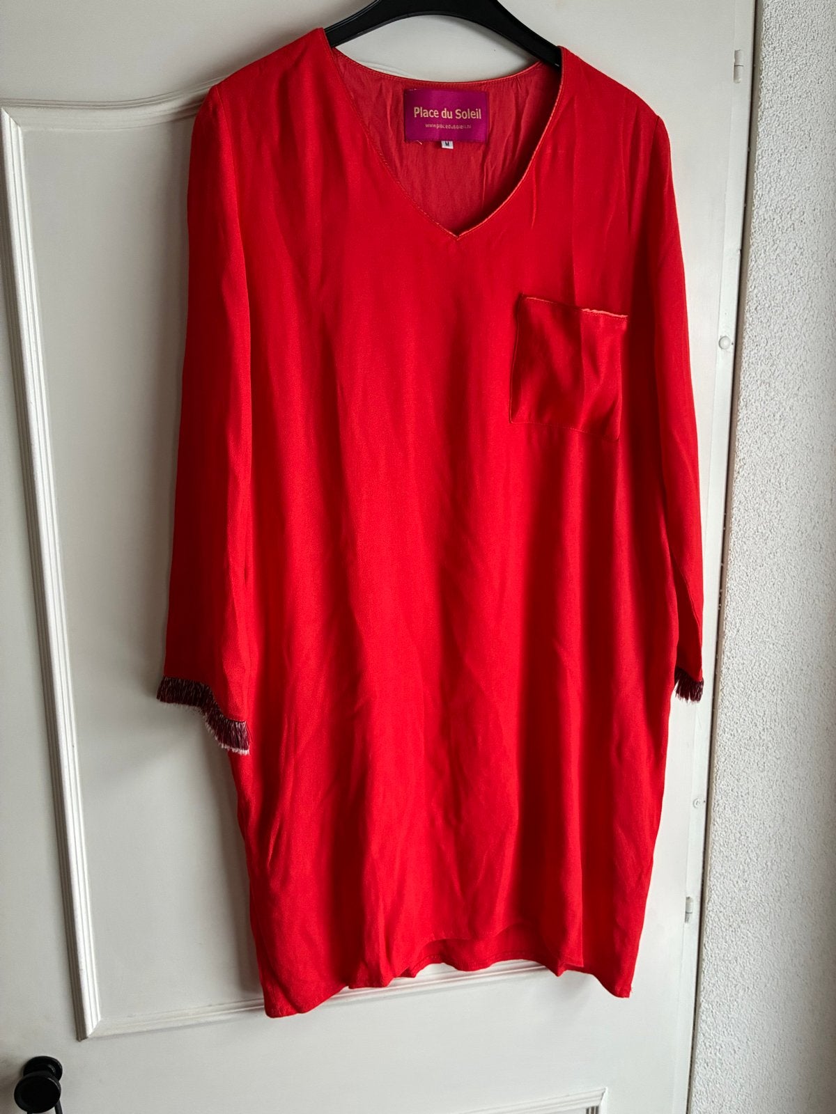 Place du Soleil Rode Tuniek met Kwastjes Maat M, Kleding | Dames, Jurken, Maat 38/40 (M), Ophalen of Verzenden, Zo goed als nieuw