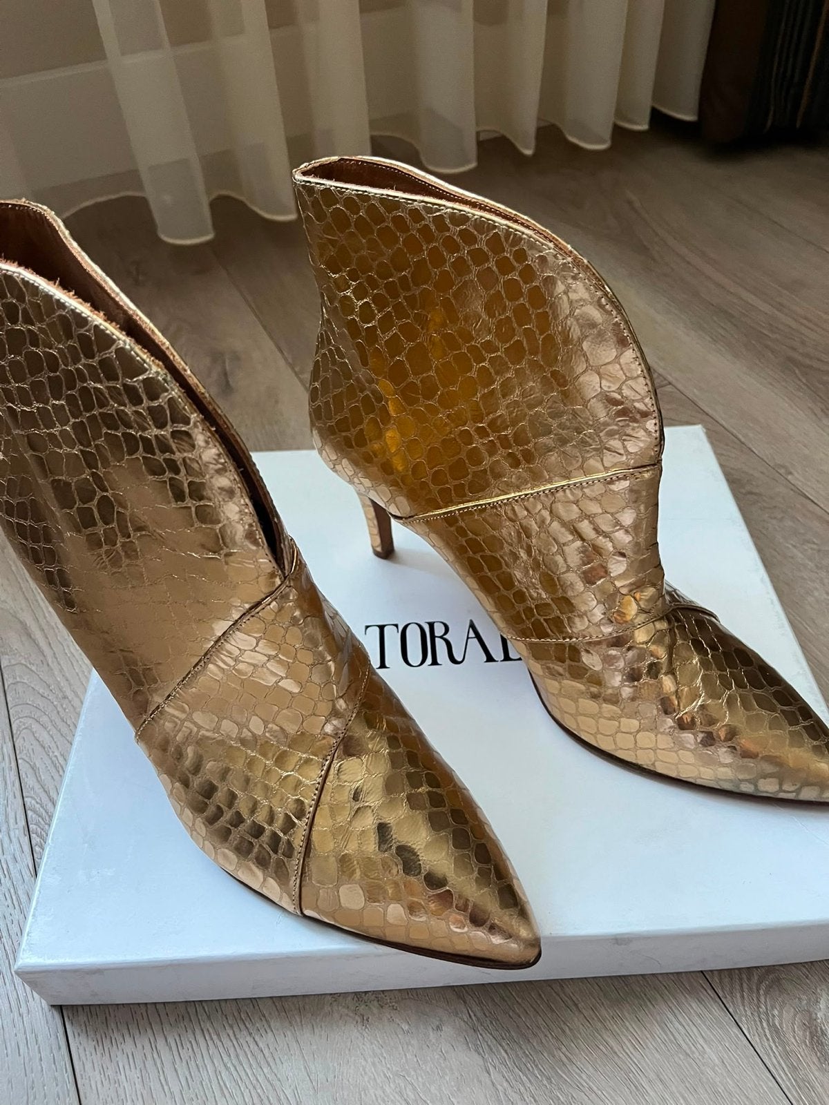 Prachtige gouden Toral laarsjes, Overige kleuren, Lage of Enkellaarzen, Nieuw, Ophalen of Verzenden
