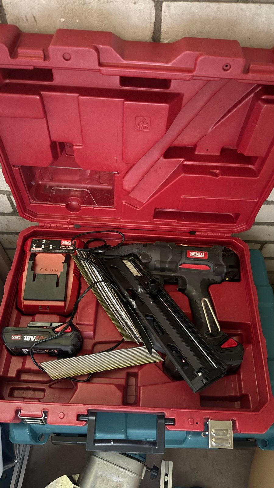 Senco Accu Tacker/Nietmachine met Accu en Oplader, Ophalen of Verzenden, Gebruikt, Tacker/nietmachine, Overige merken