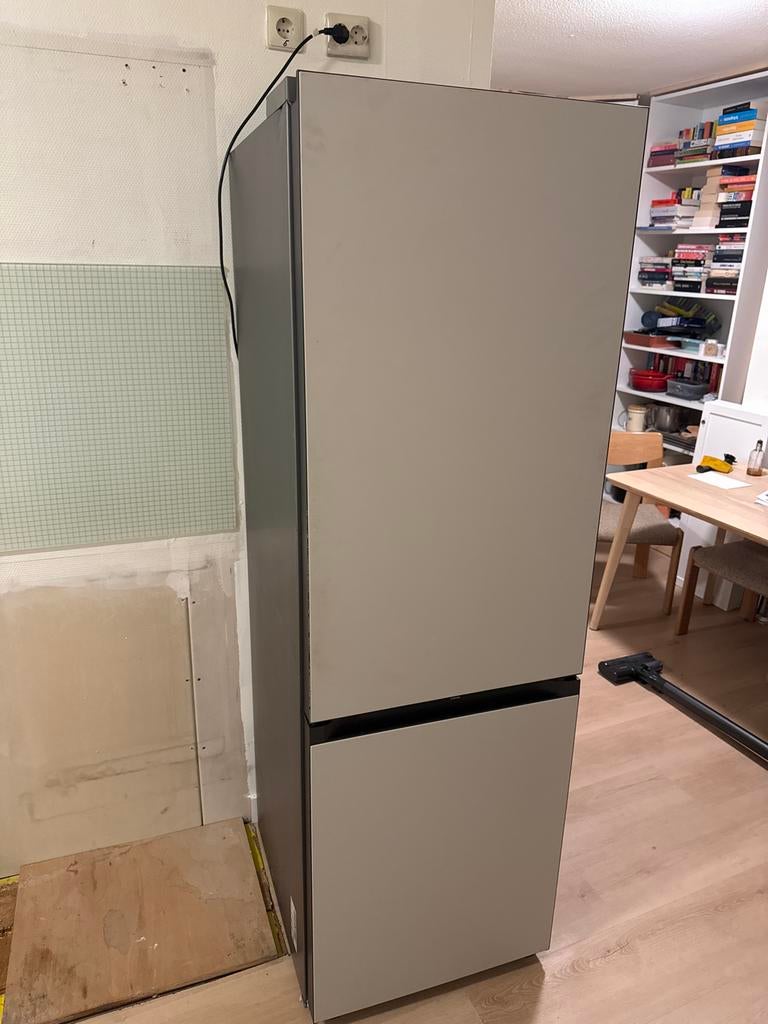 Samsung koelkast koelvriescombinatie RB34A7B5DCE, Ophalen, 200 liter of meer, Met aparte vriezer, 160 cm of meer