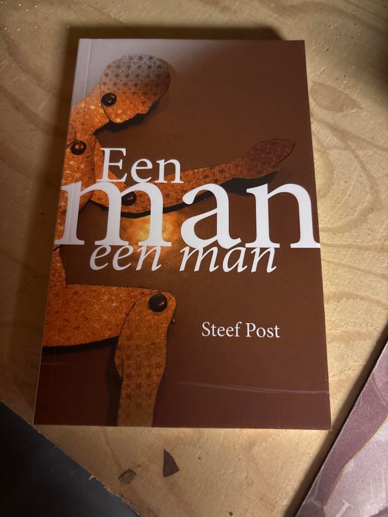 Een man een man - Steef Post (Roman), Ophalen of Verzenden, Zo goed als nieuw